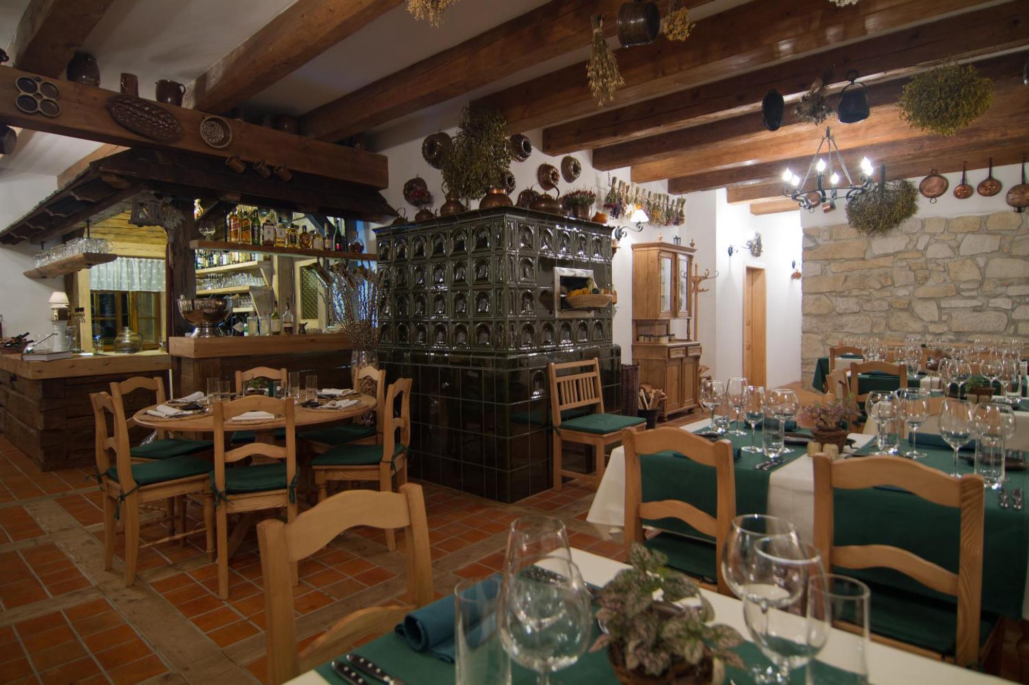 Rynoltice Apartmany Nad Stajemi - Jitravsky Dvorec מראה חיצוני תמונה
